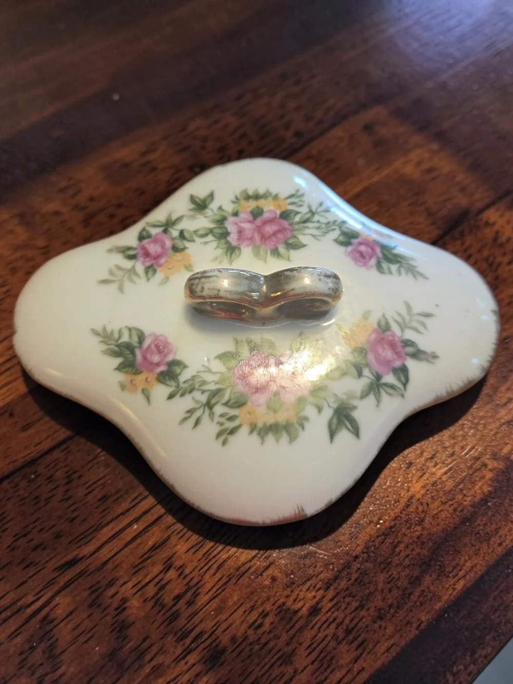 Vintage Arnat Porcelain Footed Trinket Box